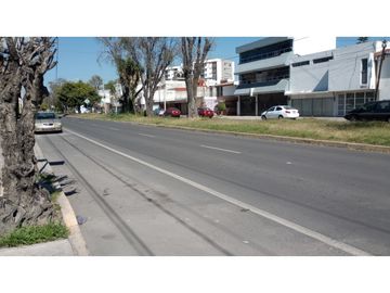 Casa remodelada en venta sobre Boulevard 18 Sur, San Manuel Puebla.