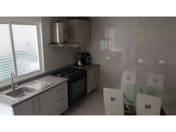 Casa remodelada en venta sobre Boulevard 18 Sur, San Manuel Puebla.