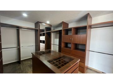 Casa en venta en Parque México, Lomas de Angelópolis, Puebla.