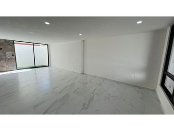 Casa en venta en Parque México, Lomas de Angelópolis, Puebla.