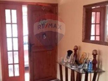 Casa Villa Santa Carolina 4D+2B+4 Estac.