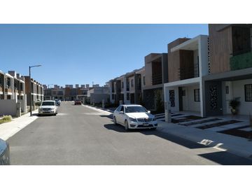 Se vende casa con alberca en Fraccionamiento Andalucia, Tizayuca Hidalgo