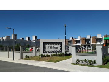 Se vende casa con alberca en Fraccionamiento Andalucia, Tizayuca Hidalgo