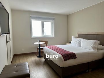 ELEGANTE  HOTEL EN VENTA TOTALMENTE REMODELADO EN SAN ISIDRO