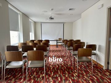 ELEGANTE  HOTEL EN VENTA TOTALMENTE REMODELADO EN SAN ISIDRO