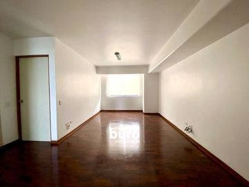 DEPARTAMENTO EN ALQUILER DE 2 DORMITORIOS EN MIRAFLORES