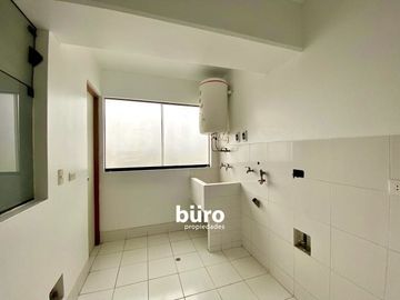 DEPARTAMENTO EN ALQUILER DE 2 DORMITORIOS EN MIRAFLORES