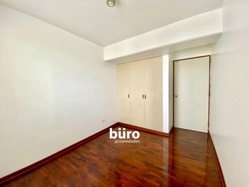 DEPARTAMENTO EN ALQUILER DE 2 DORMITORIOS EN MIRAFLORES