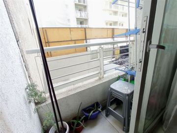 GRAN PRECIO Y SIN PIE Depto de 1D1B en Vicuña Mackenna, Piso 2, Santiago Centro