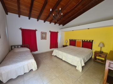 Casa de Campo en las Golondrinas, Colima