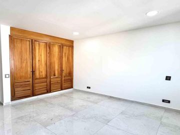 APARTAMENTO EN ARRIENDO EN EL CENTRO/PEREIRA