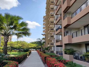 En venta apartamento amoblado en Ricaurte, Conjunto Almendro, Hacienda Peñalisa