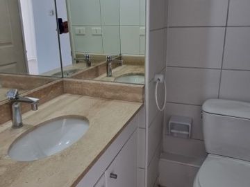 EXCELENTE DEPTO, REMODELADO.