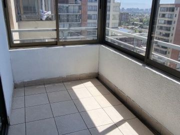EXCELENTE DEPTO, REMODELADO.