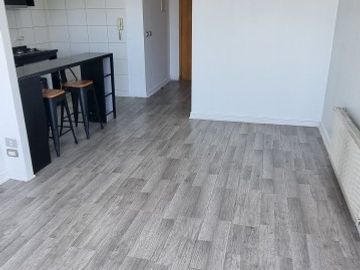 EXCELENTE DEPTO, REMODELADO.