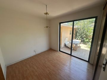 LINDA CASA EN AV. SEBASTIAN PIÑERA