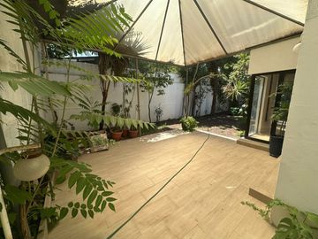 LINDA CASA EN AV. SEBASTIAN PIÑERA