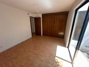 LINDA CASA EN AV. SEBASTIAN PIÑERA