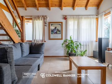 VENTA apto credito Casa de 3 dormitorios  Las Marias Bariloche