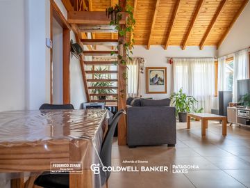 VENTA apto credito Casa de 3 dormitorios  Las Marias Bariloche