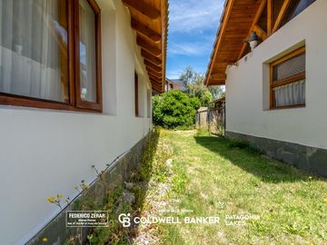VENTA apto credito Casa de 3 dormitorios  Las Marias Bariloche