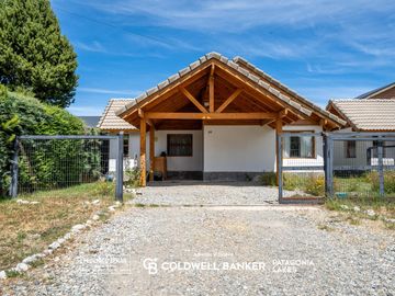 VENTA apto credito Casa de 3 dormitorios  Las Marias Bariloche