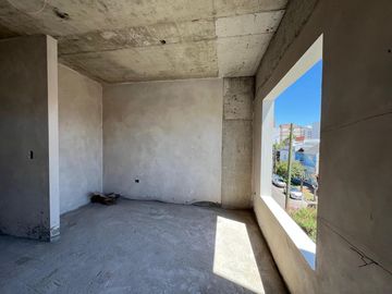 Departamento de dos ambientes a la venta en el Centro de Wilde