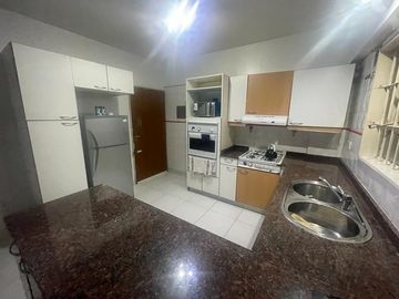 Departamento en Recoleta, Av. Las Heras 2200