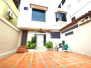 Casa Rentera en Venta, Urdenor 2  VicY