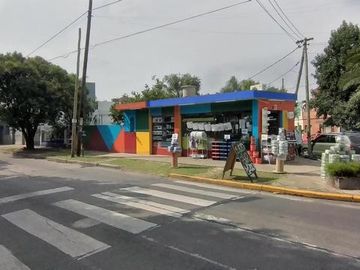Venta Local c/ vivienda sobre Av.  de alto transito - Oportunidad de Negocio - Ramos Mejia