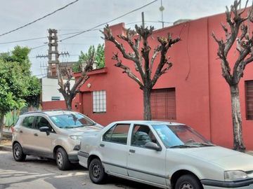 Venta Local c/ vivienda sobre Av.  de alto transito - Oportunidad de Negocio - Ramos Mejia