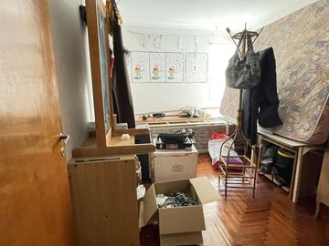 Casaquinta, 1,5 has. 2 viviendas, tinglado, quincho, garaje 4 autos, zona productiva. La Plata