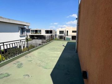 Casa 4 ambientes en venta -  TOMA PERMUTAS - Barrio Privado Los Troncos