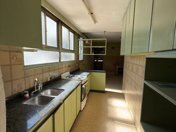 VENTA Av. Gaona al 1700 Caballito - Amplio Balcón 3 ambientes - Escritorio - Dependencia con su baño
