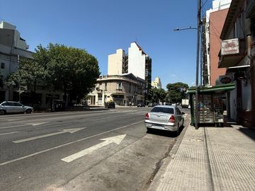 VENTA Av. Gaona al 1700 Caballito - Amplio Balcón 3 ambientes - Escritorio - Dependencia con su baño