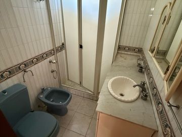 VENTA Av. Gaona al 1700 Caballito - Amplio Balcón 3 ambientes - Escritorio - Dependencia con su baño