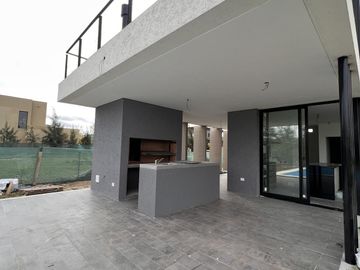 Casa en venta Barrio El Canal, Villanueva