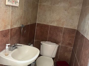 Local Comercial y 2 consultorios por el Hospital Zoquipan
