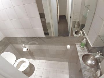 OPORTUNIDAD Amplio Departamento con cochera fija en Palermo  APTO CREDITO y profesional