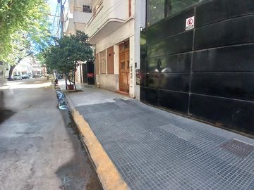 OPORTUNIDAD Amplio Departamento con cochera fija en Palermo  APTO CREDITO y profesional