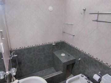 Venta - Casa 4 amb. - Ramos Mejia Sur