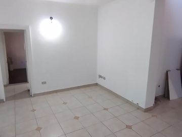 Venta - Casa 4 amb. - Ramos Mejia Sur