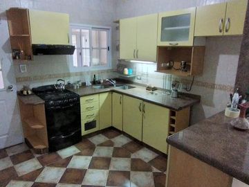 Venta - Casa 4 amb. - Ramos Mejia Sur