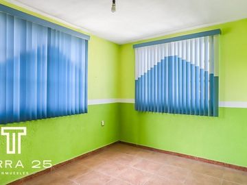 CASA EN RENTA EN LOMAS DE TULTEPEC