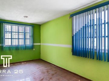 CASA EN RENTA EN LOMAS DE TULTEPEC