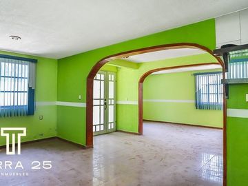 CASA EN RENTA EN LOMAS DE TULTEPEC
