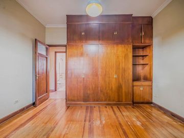 Venta Casa Olivos Vicente Lopez 4 ambientes con dependencia garage