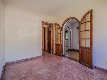 Venta Casa Olivos Vicente Lopez 4 ambientes con dependencia garage