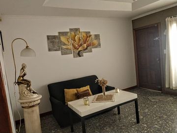 Casa en venta - 3 Dormitorios 2 Baños 1 Cochera - 407Mts2 - Ezpeleta
