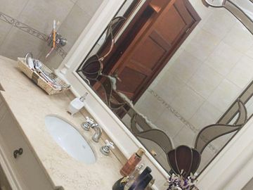 Casa en venta - 3 Dormitorios 2 Baños 1 Cochera - 407Mts2 - Ezpeleta